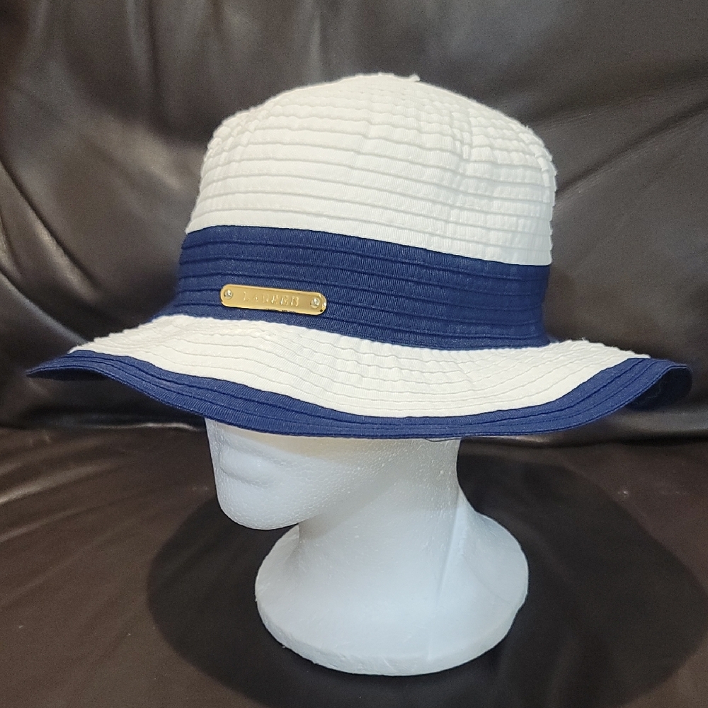 Lauren Ralph Lauren White and Blue Bucket Hat Women's Small